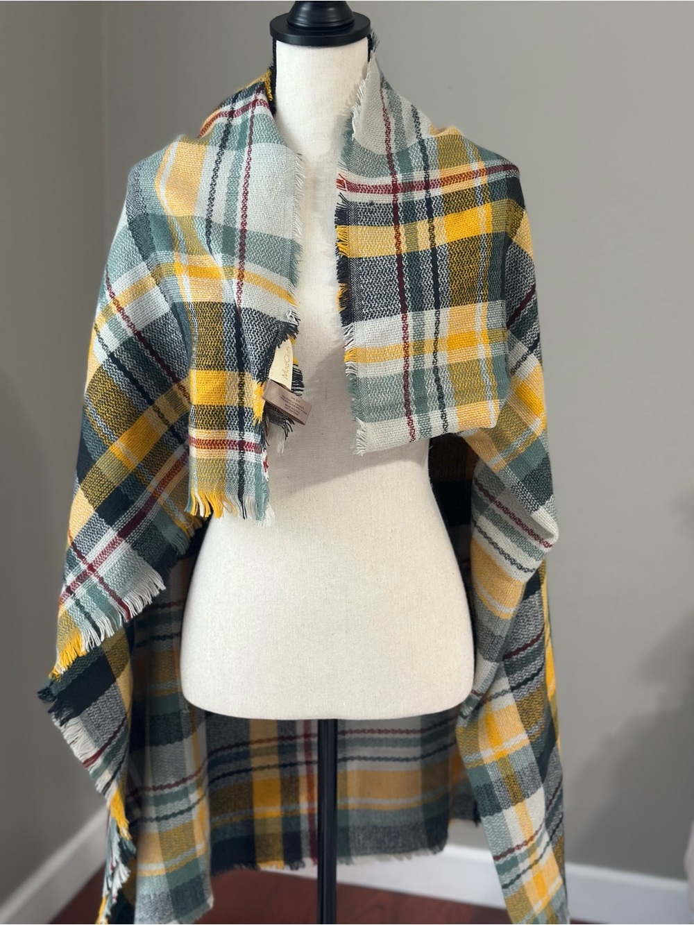 New Modcloth Yellow & Green Plaid Scarf, Shawl, Wrap